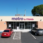Metro-by-T-Mobile-Pine-Island-Plaza-in-Davie-FL-800x533